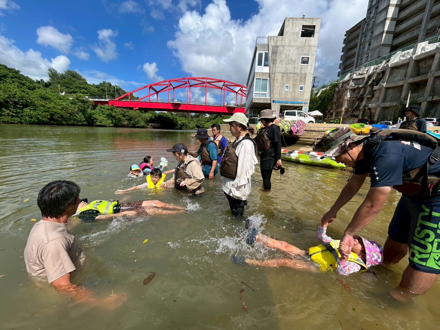 LINE_ALBUM_20250816 水辺_250819_16 LINE_ALBUM_20250816 水辺_250819_16