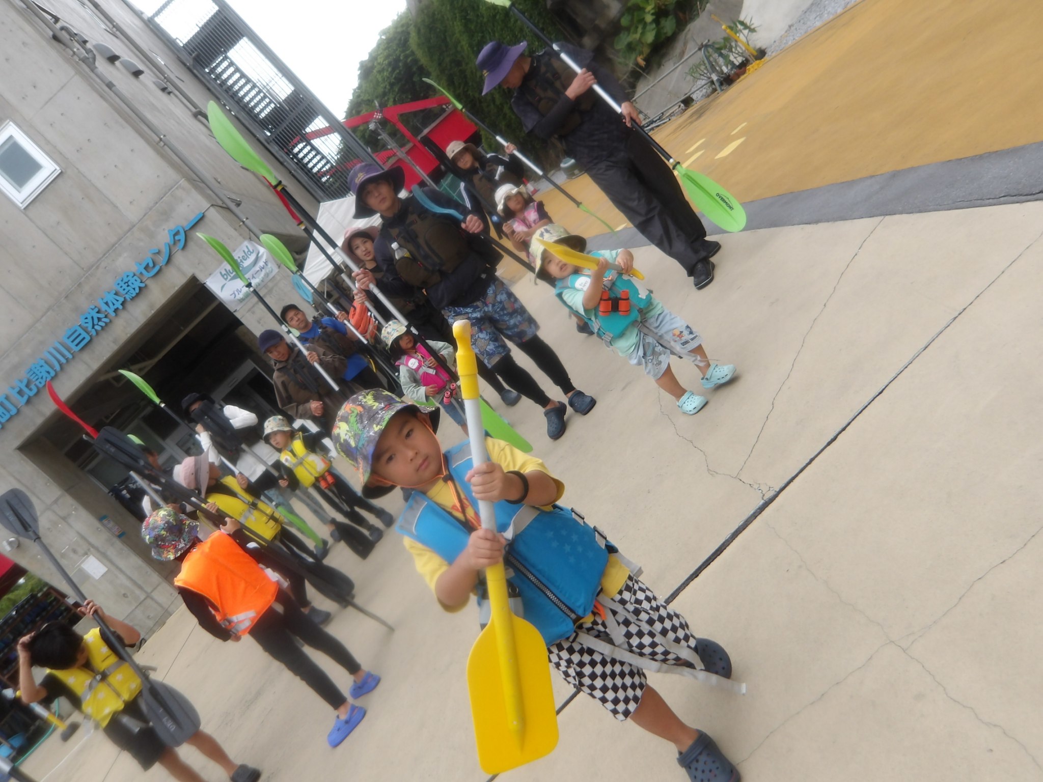 LINE_ALBUM_20260510鯉のぼりカヤック_260511_8
